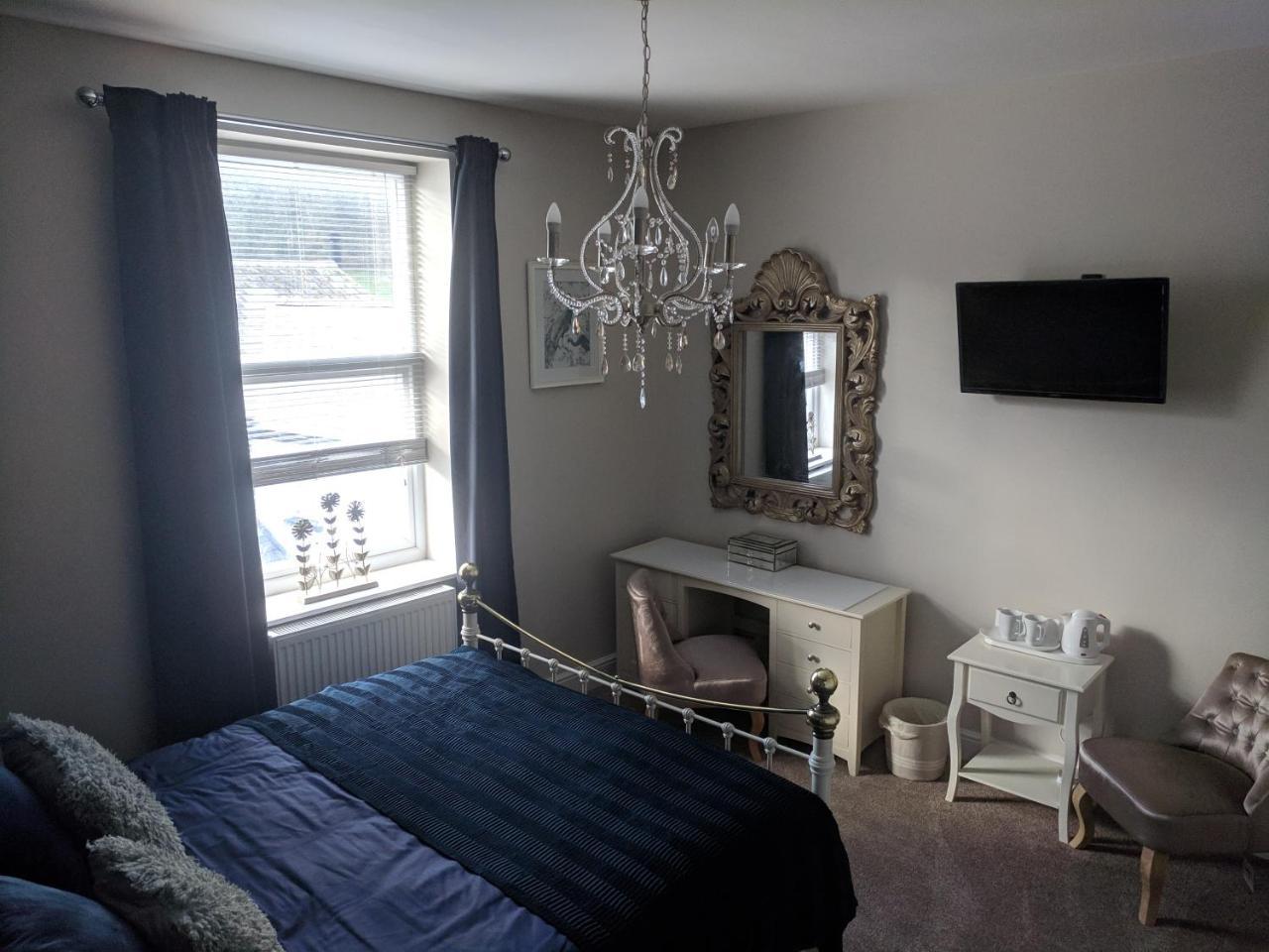 Lion House Bed & Breakfast With Restaurant Combe Martin Exteriér fotografie